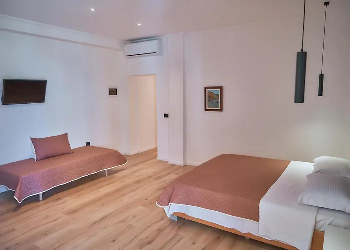 Hotel Kalpazo Tirana