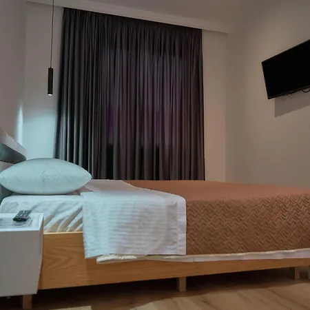 The Nook Boutique 3* Τίρανα