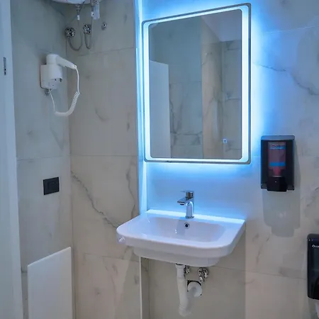The Nook Boutique 3*