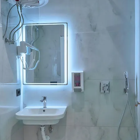 The Nook Boutique 3*