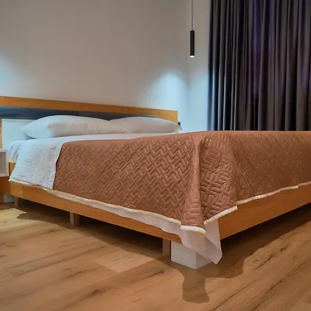 Ξενοδοχείο The Nook Boutique 3*