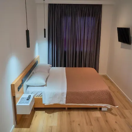 The Nook Boutique Τίρανα