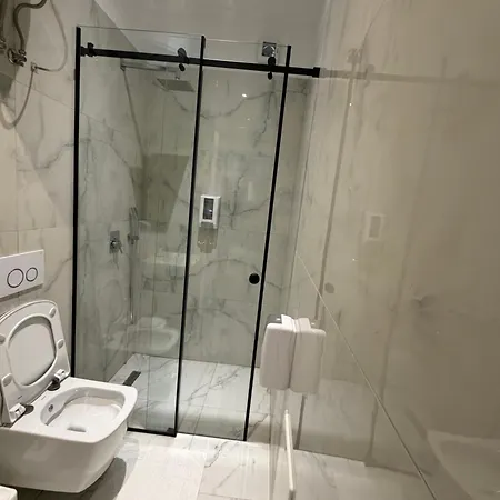 Velor Boutique 3* Tirana