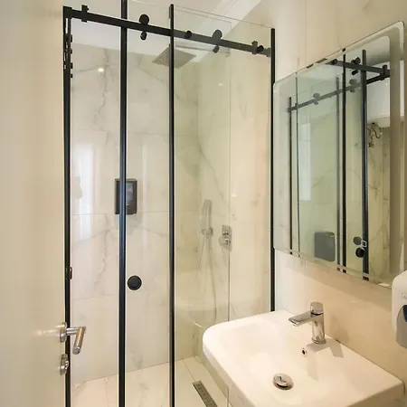 Velor Boutique 3*
